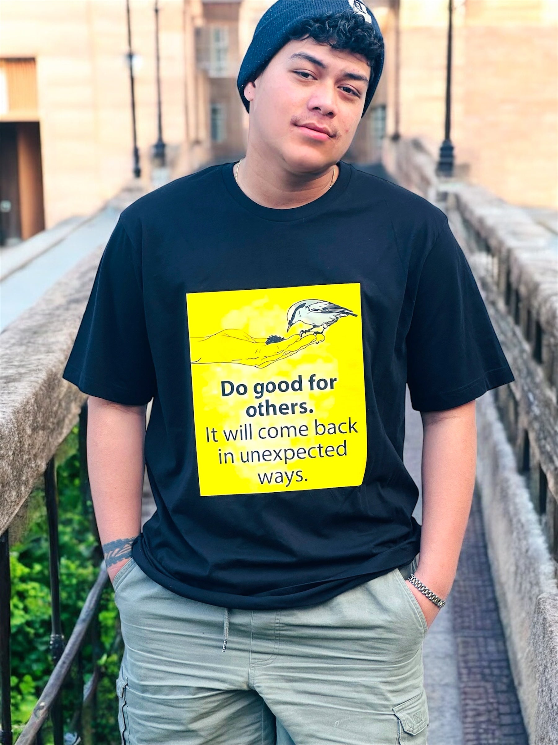 T-Shirt (Do good for others)